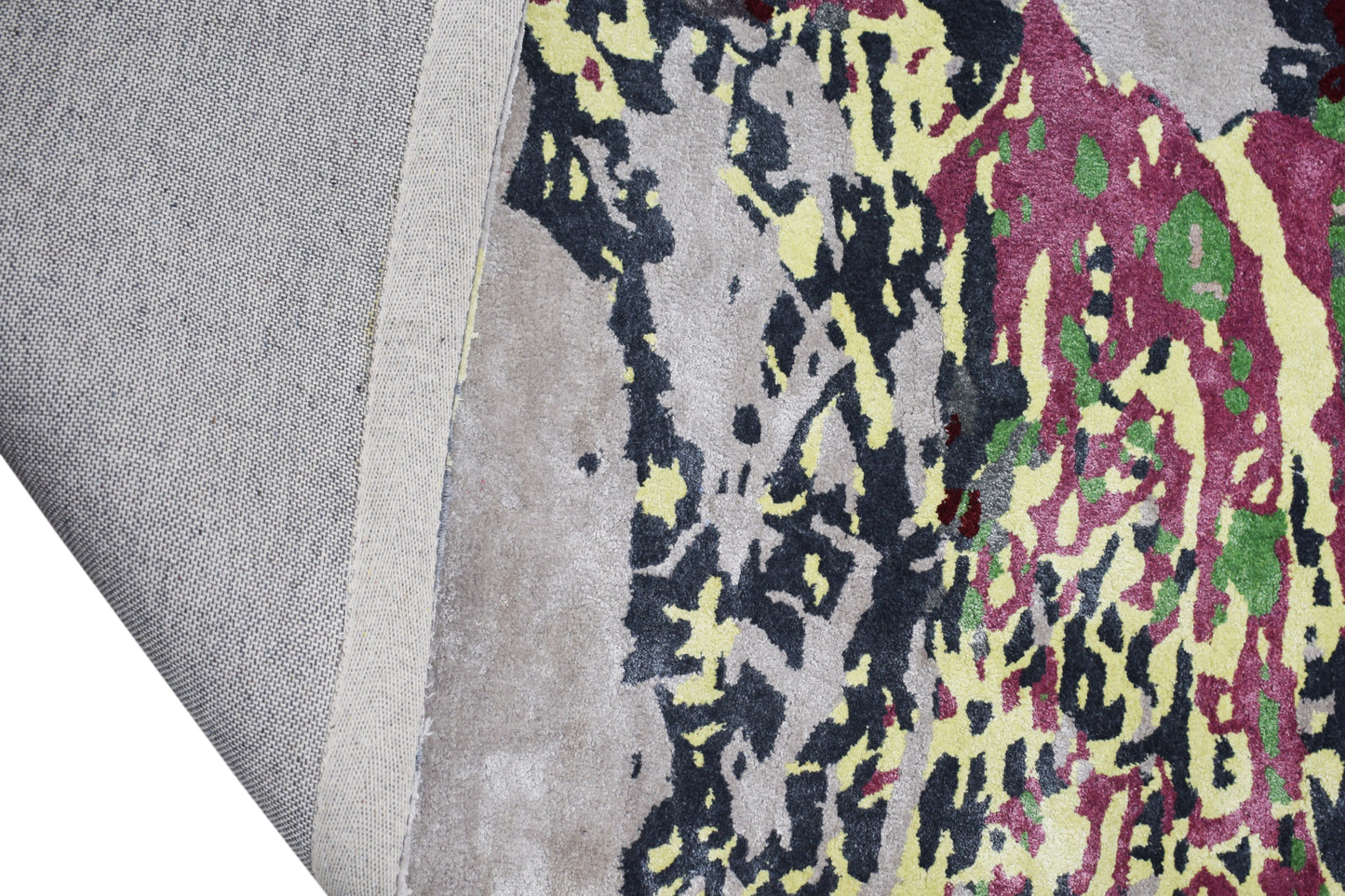 Ebon Leaf Rug